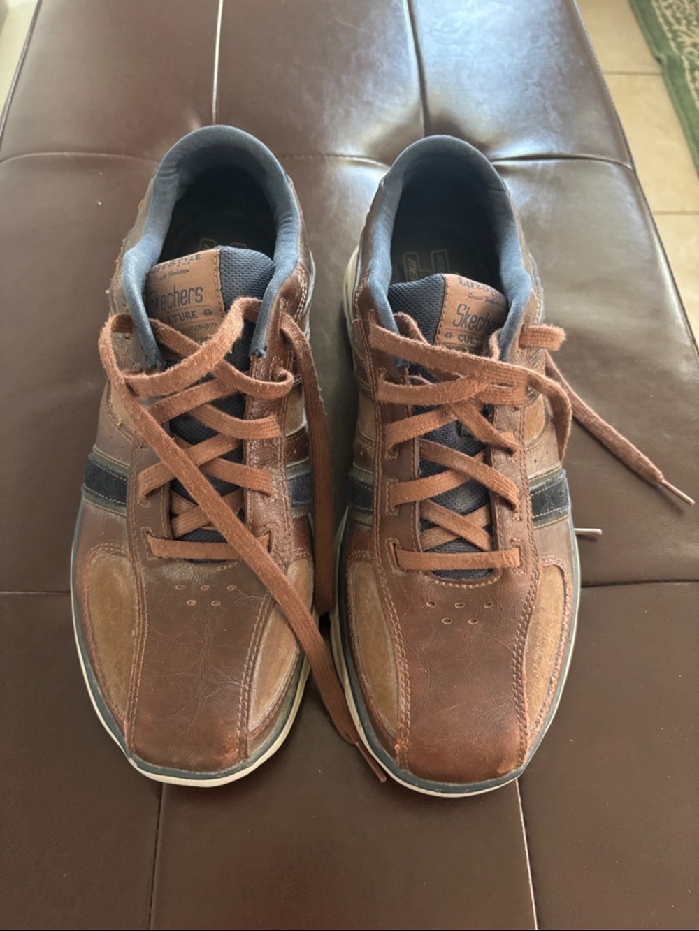 Men’s Sketchers Lifestyle Relaxed Fit Casual Shoes Size 12. In great condition